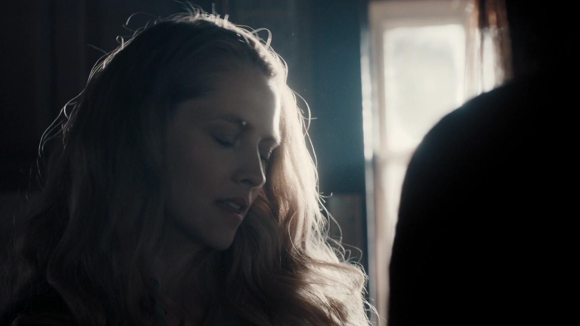 A_Discovery_of_Witches_S01E08_1080p_ATP_5711.jpg A_Discovery_of_Witches_S01E08_1080p_ATP_5711.jpg