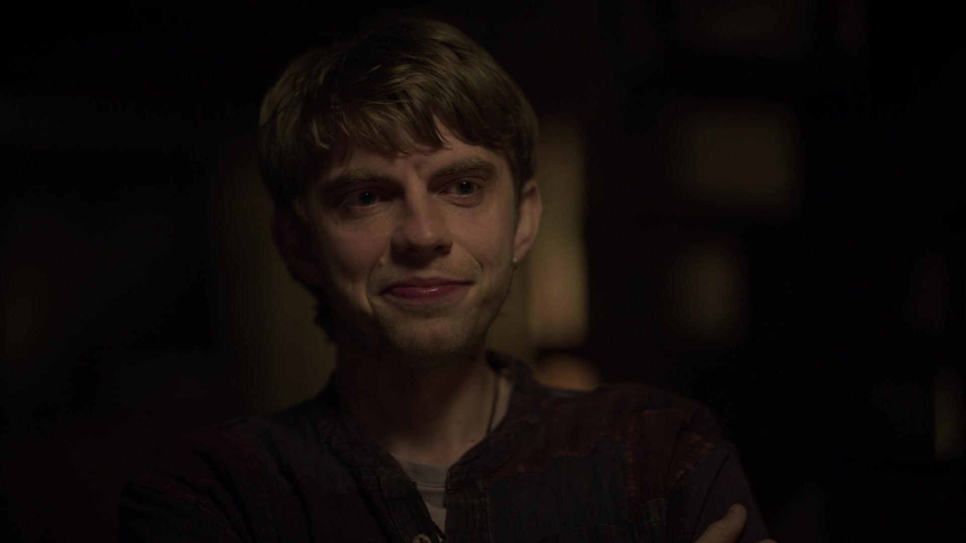 adoringteresap_theclearing_1x04_caps_0220.jpg