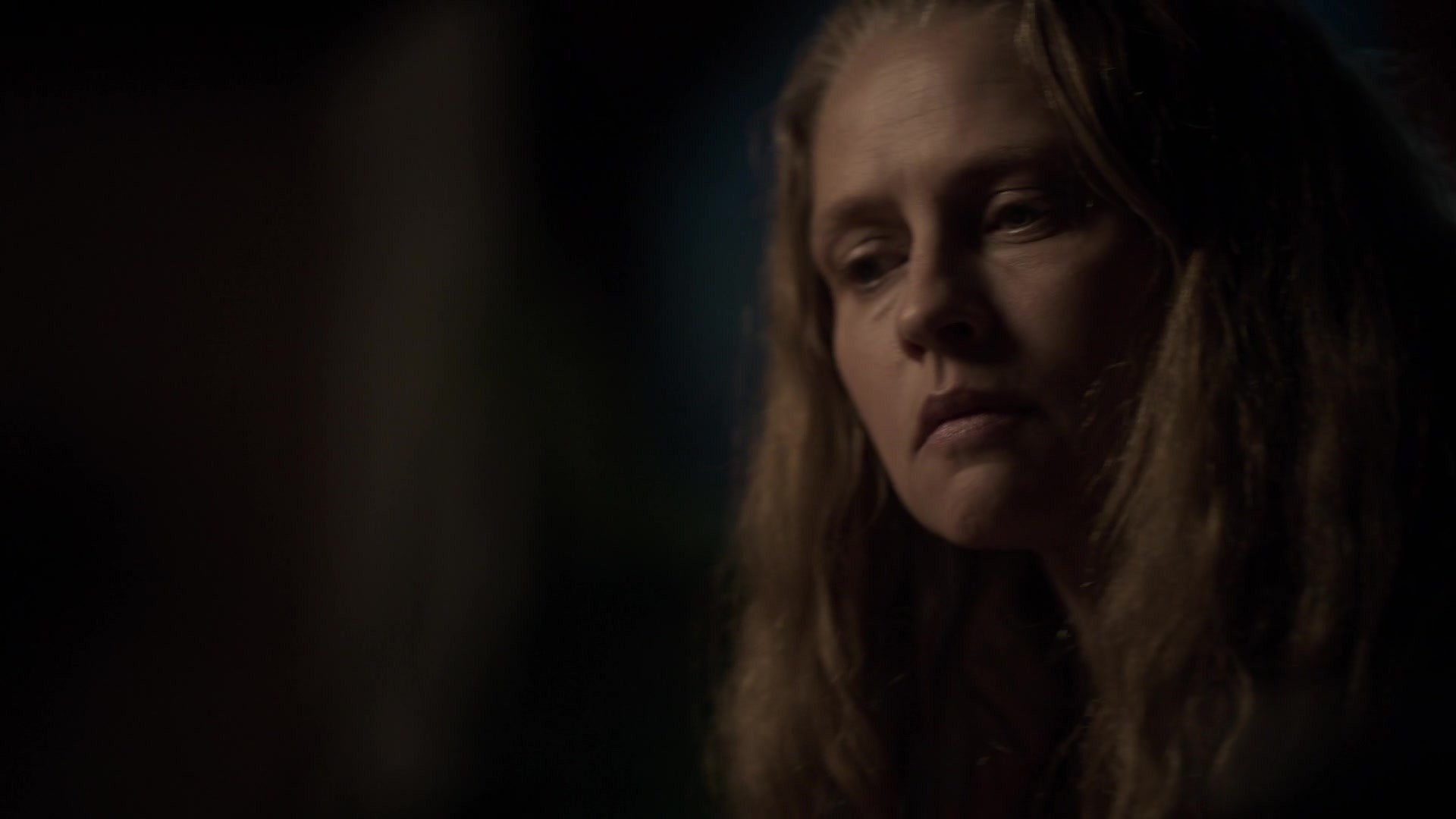 adoringteresap_theclearing_1x04_caps_0231.jpg