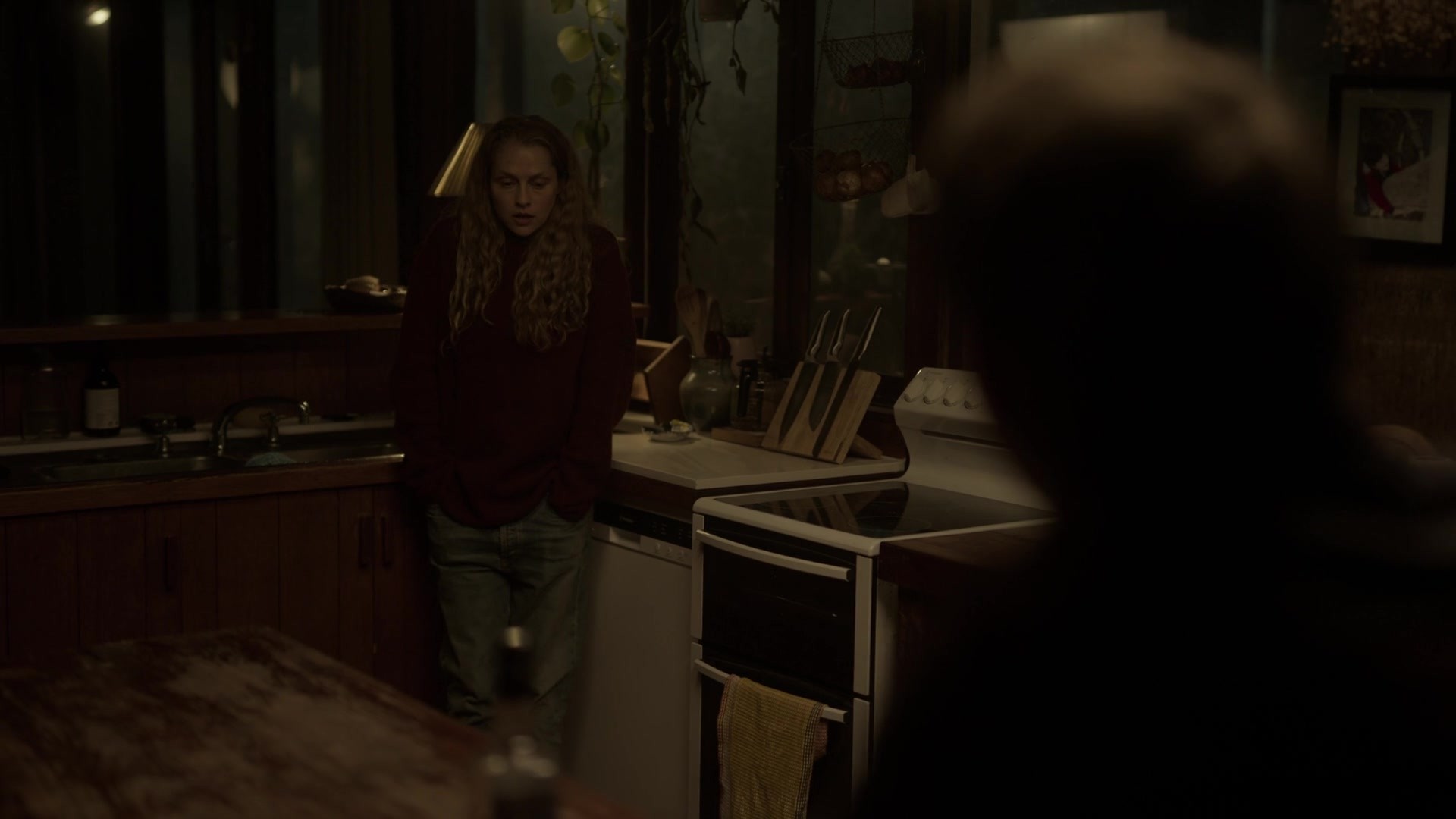 adoringteresap_theclearing_1x04_caps_0245.jpg