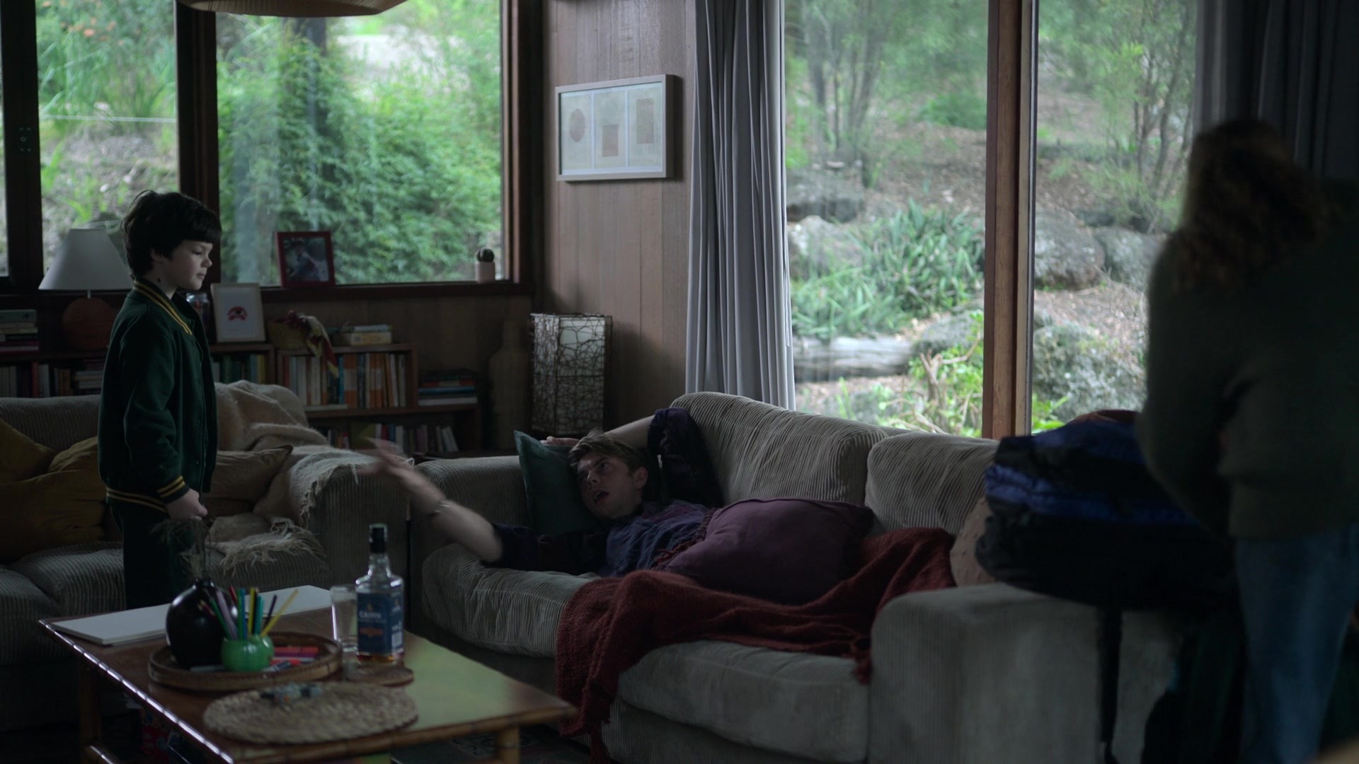 adoringteresap_theclearing_1x04_caps_0271.jpg