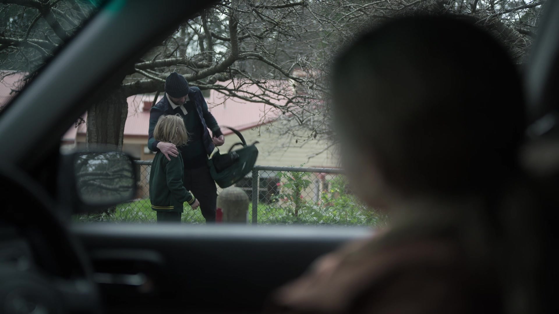adoringteresap_theclearing_1x04_caps_0288.jpg