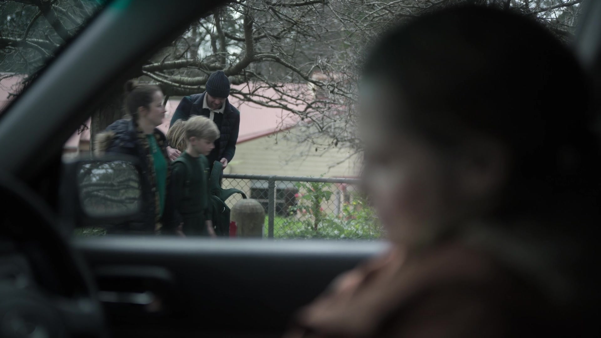 adoringteresap_theclearing_1x04_caps_0289.jpg
