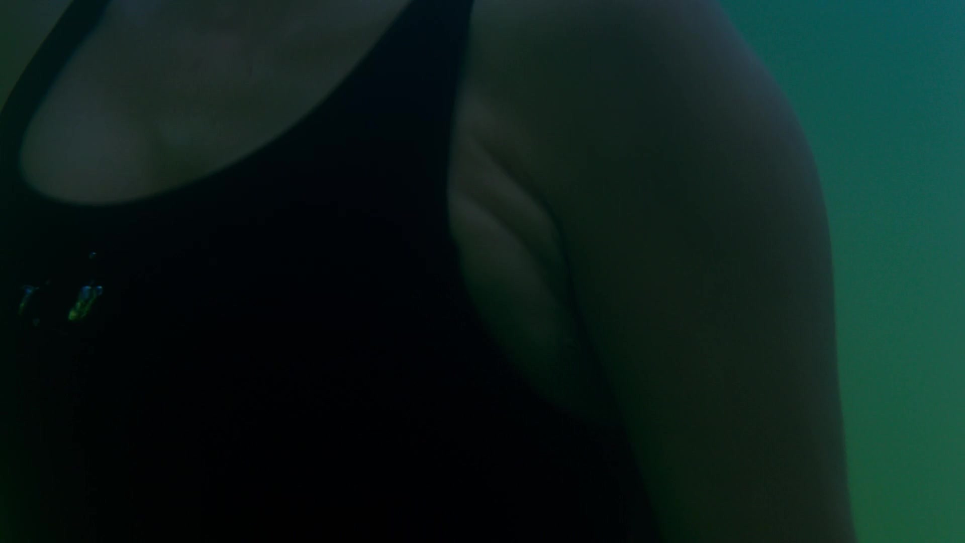 adoringteresap_theclearing_1x04_caps_0349.jpg