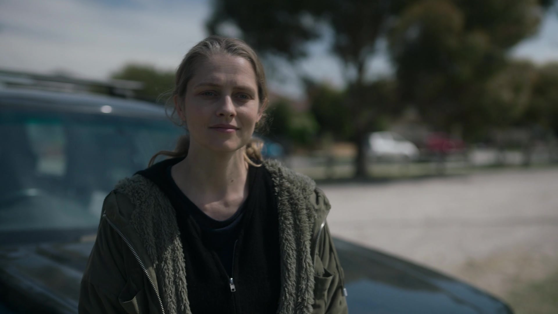 adoringteresap_theclearing_1x04_caps_0373.jpg