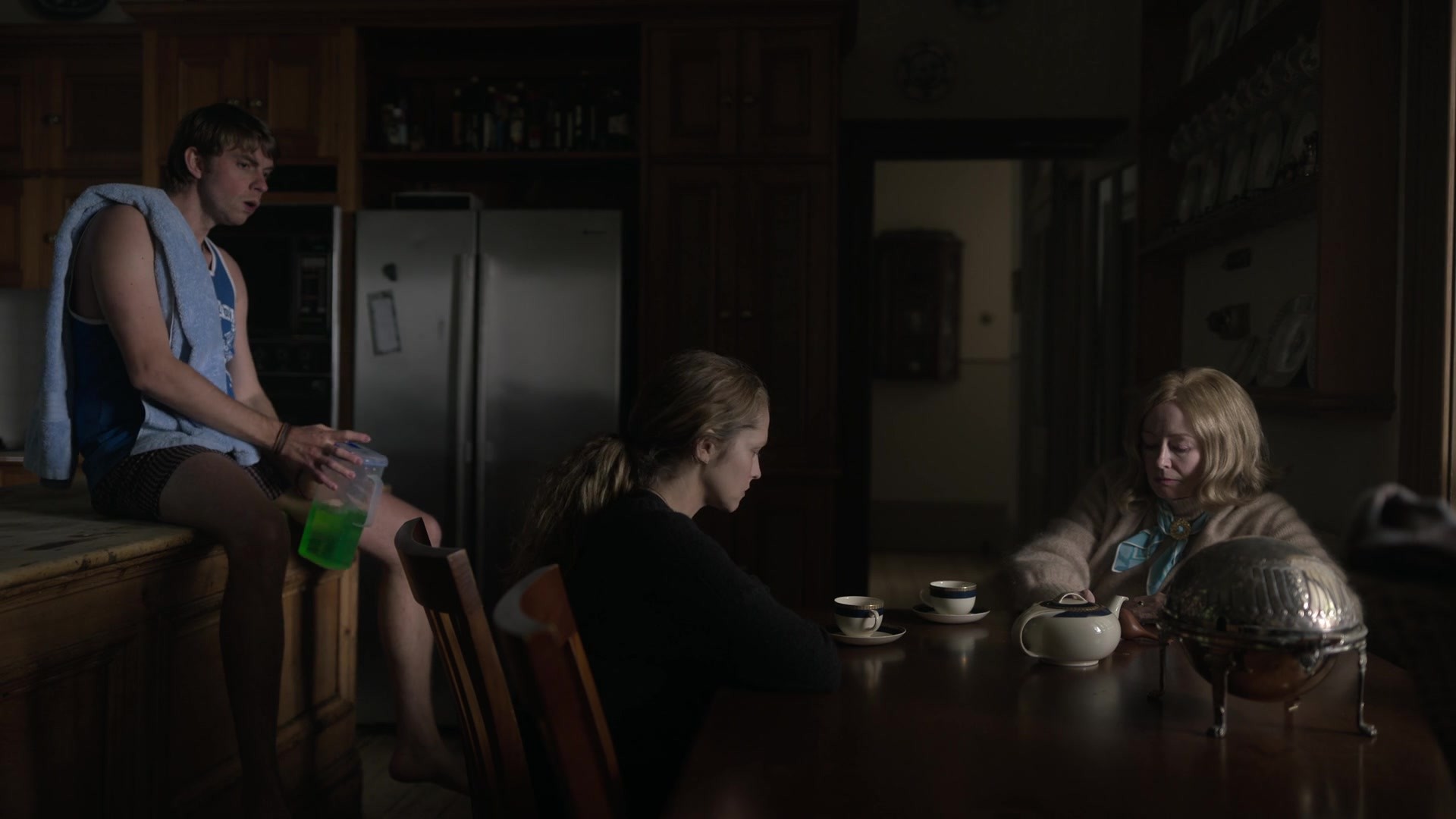 adoringteresap_theclearing_1x04_caps_0447.jpg