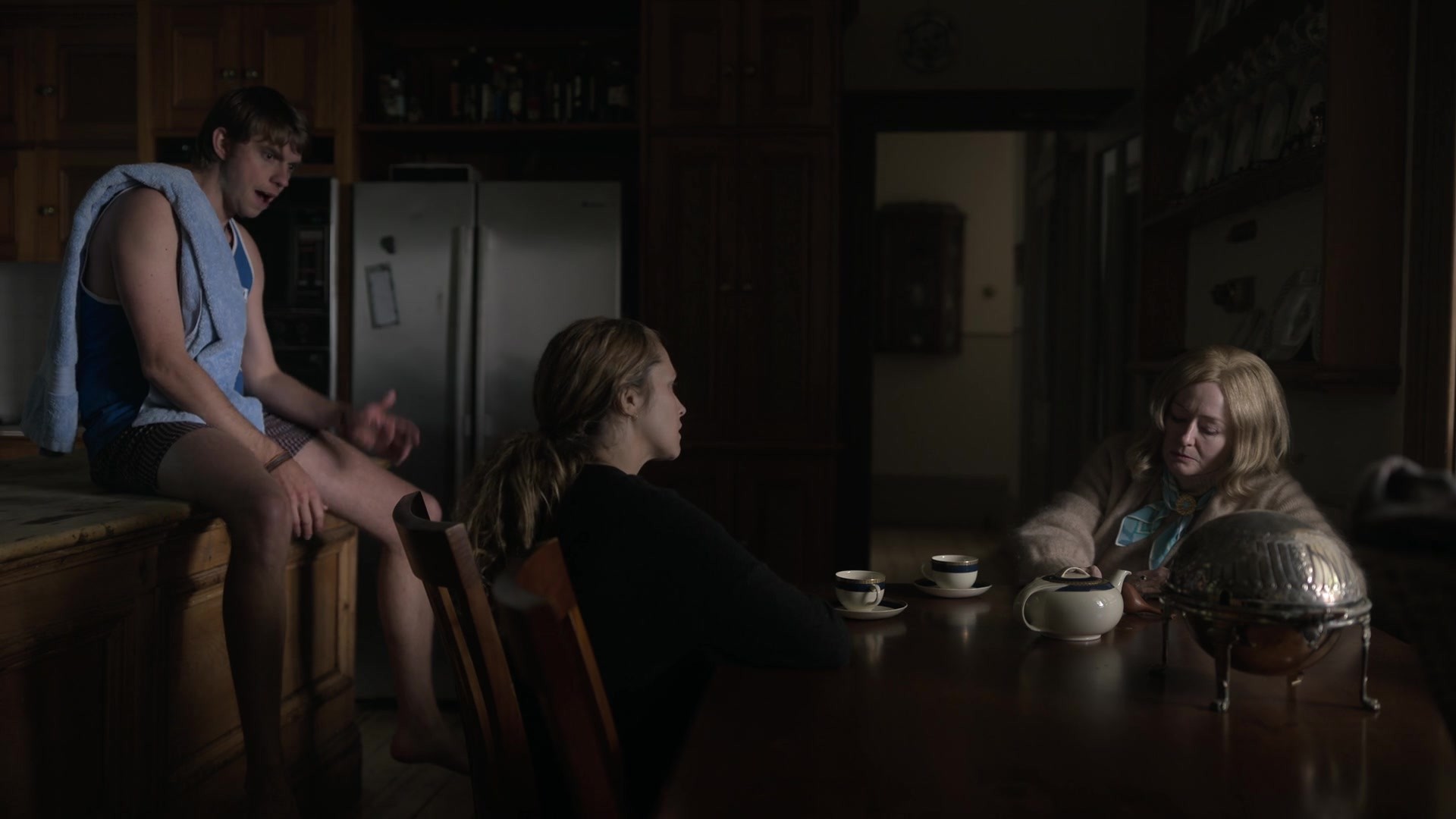 adoringteresap_theclearing_1x04_caps_0453.jpg