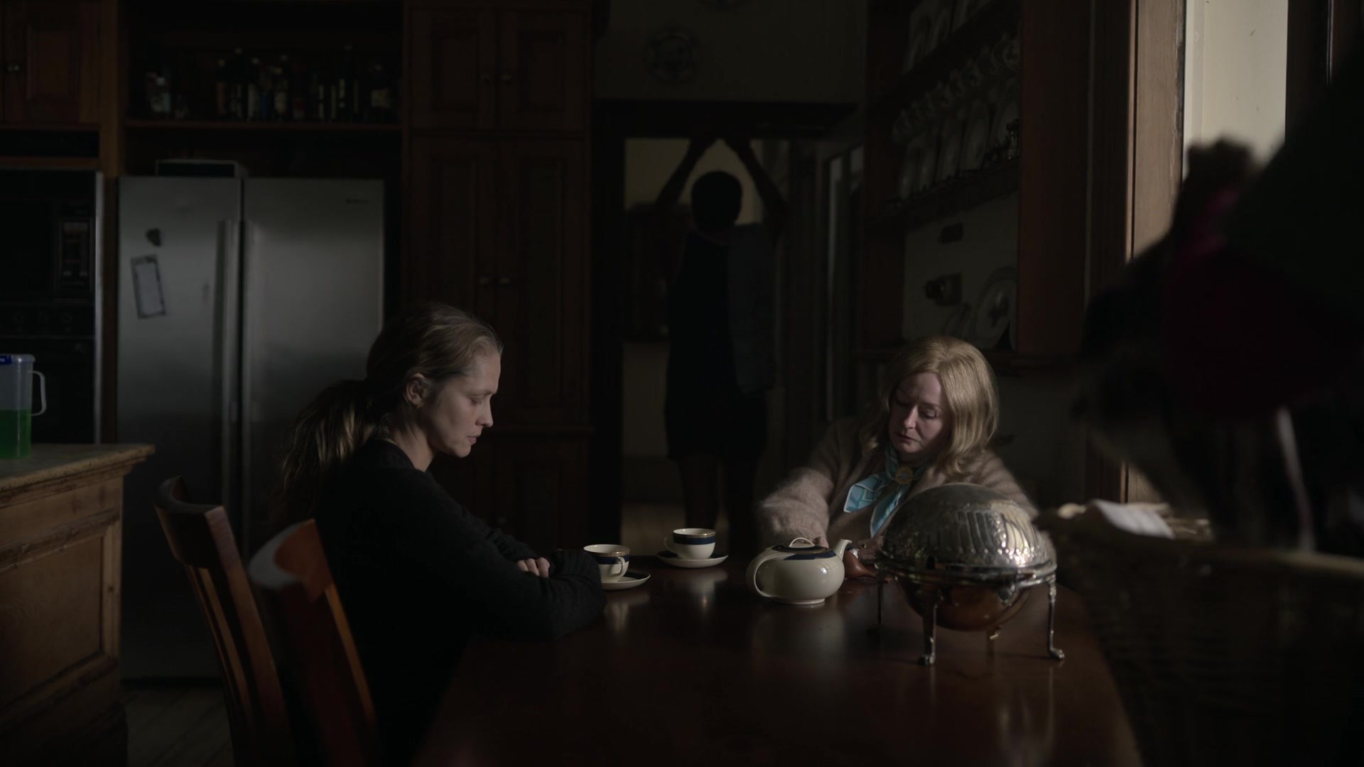 adoringteresap_theclearing_1x04_caps_0464.jpg