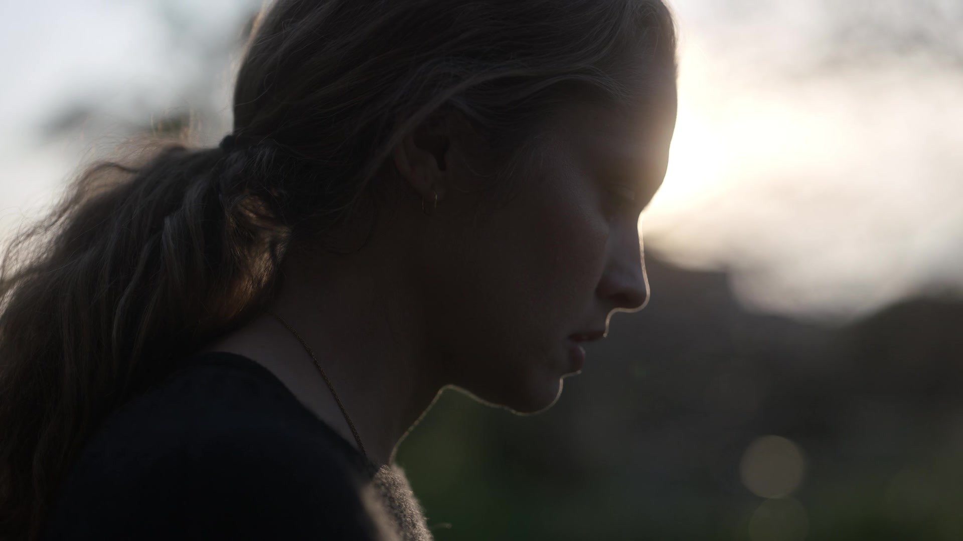 adoringteresap_theclearing_1x04_caps_0474.jpg