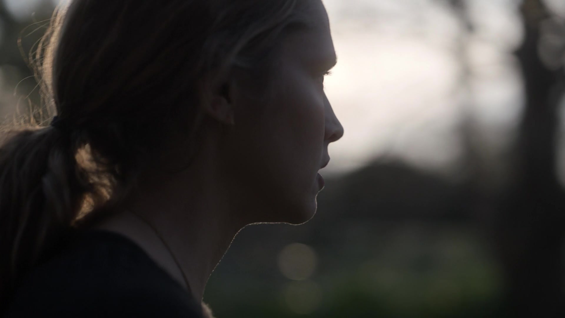 adoringteresap_theclearing_1x04_caps_0475.jpg