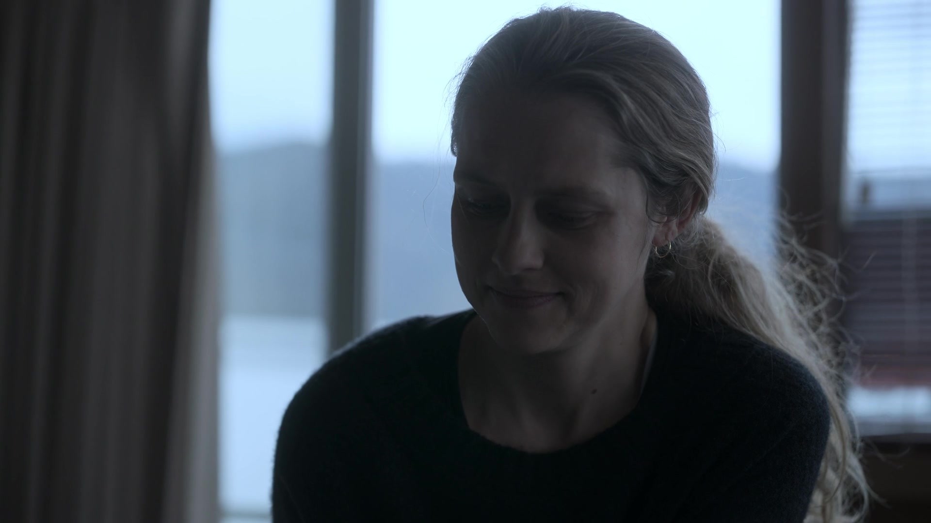 adoringteresap_theclearing_1x04_caps_0523.jpg