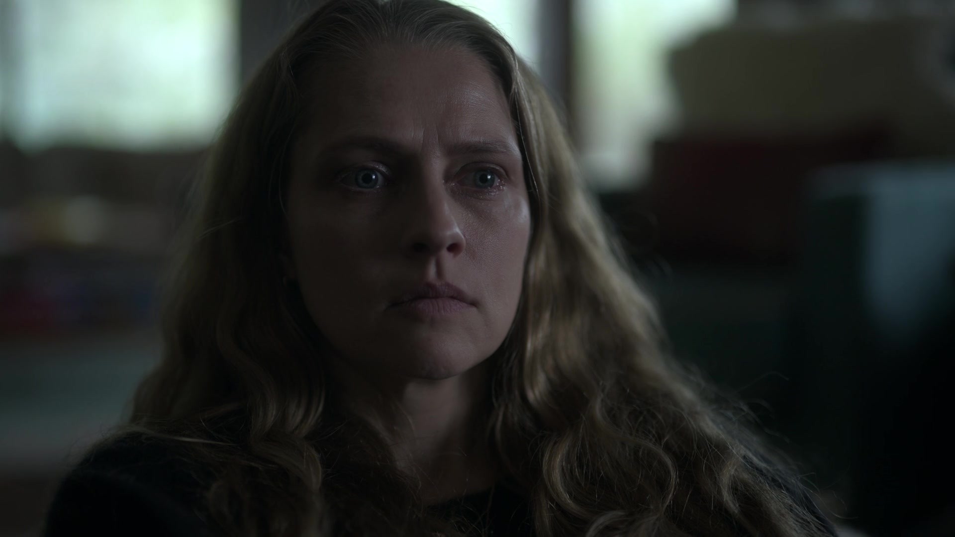 adoringteresap_theclearing_1x04_caps_0539.jpg