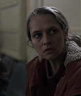 adoringteresap_theclearing_1x04_caps_0032.jpg