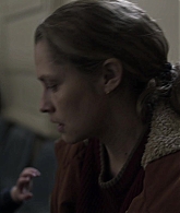 adoringteresap_theclearing_1x04_caps_0035.jpg