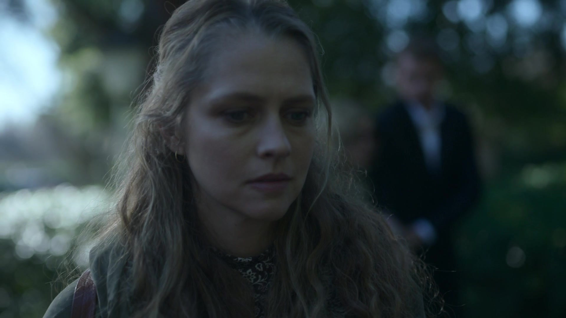 adoringteresap_theclearing_1x07_caps_0583.jpg