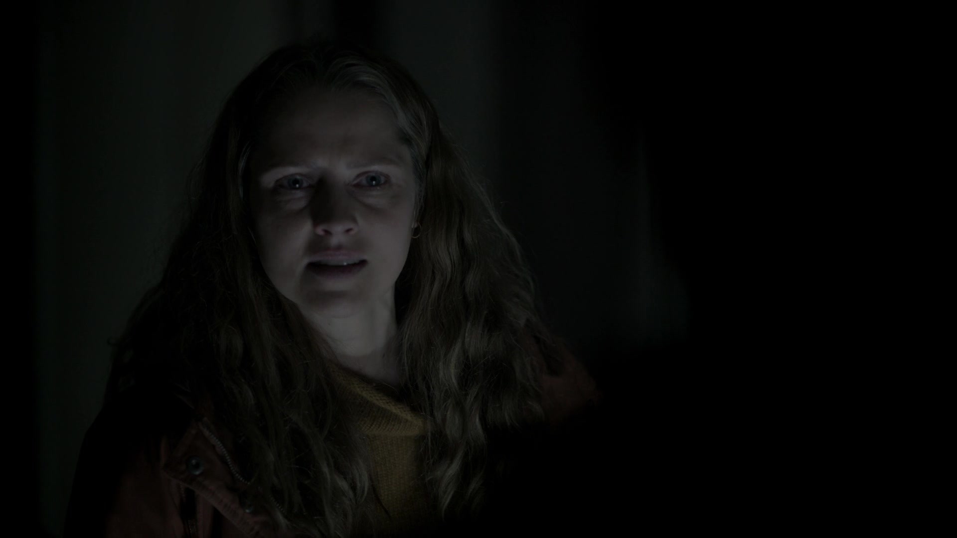 adoringteresap_theclearing_1x08_caps_0336.jpg