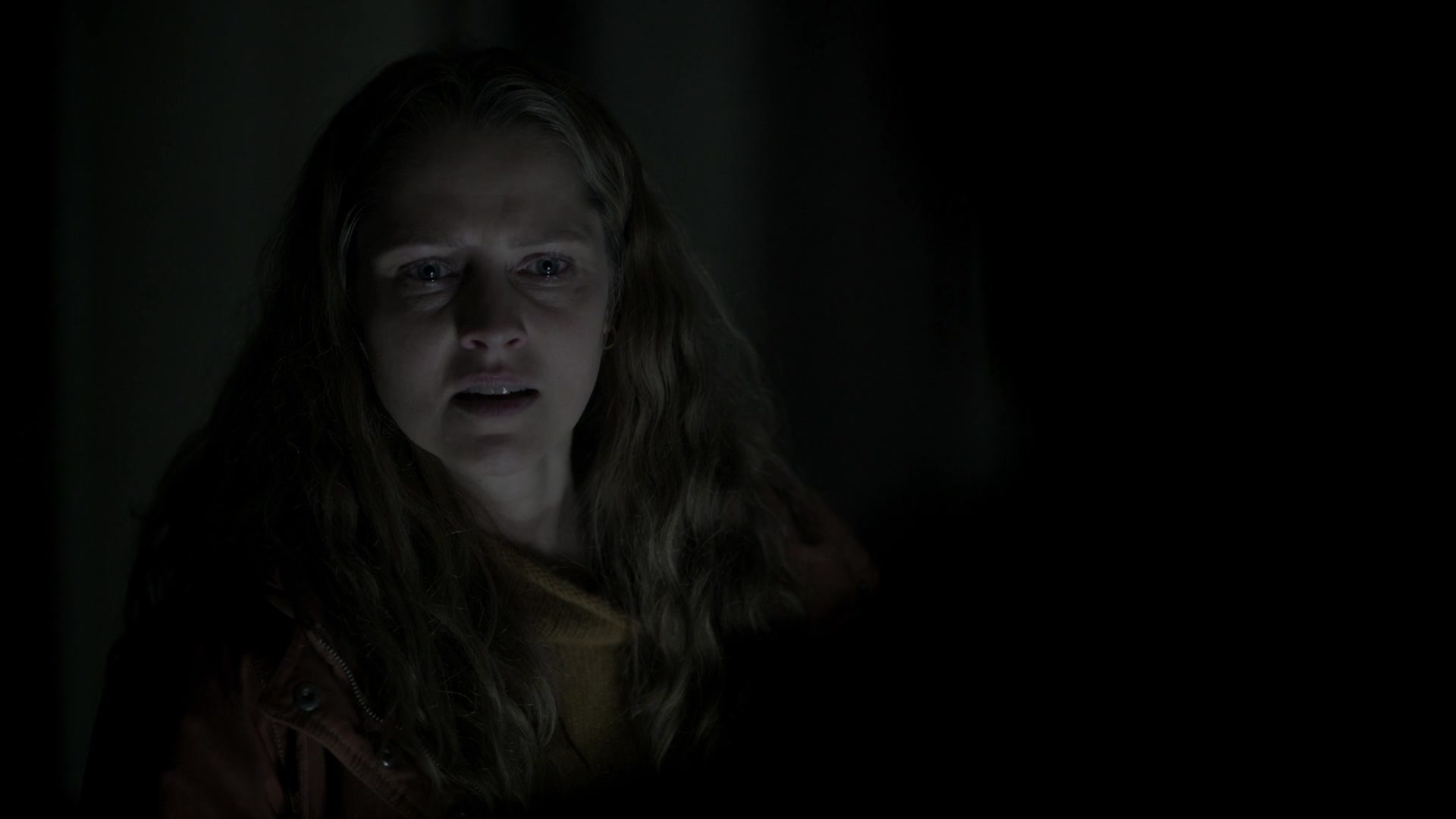 adoringteresap_theclearing_1x08_caps_0337.jpg