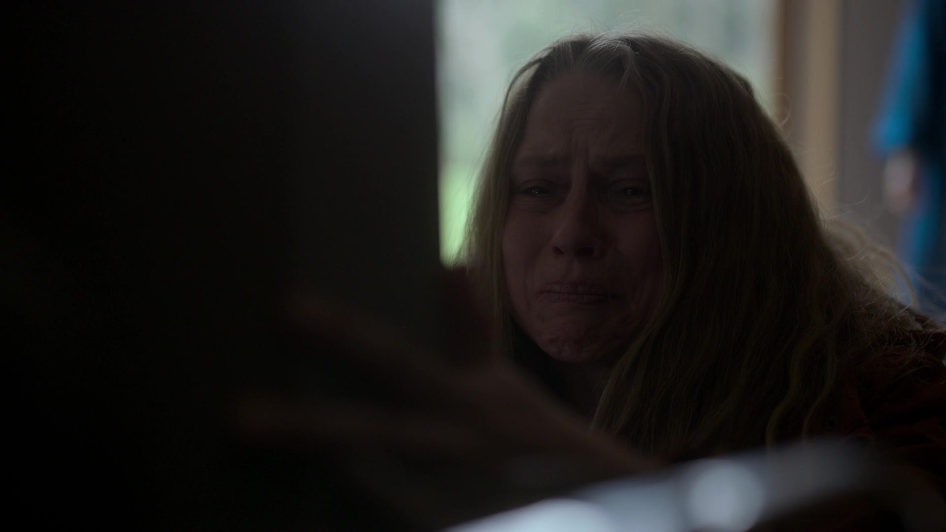 adoringteresap_theclearing_1x08_caps_0720.jpg