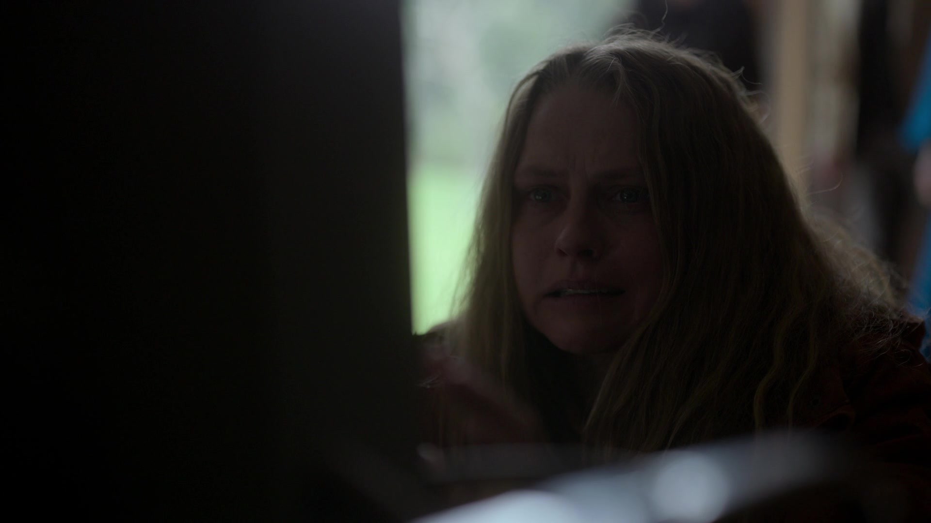 adoringteresap_theclearing_1x08_caps_0724.jpg adoringteresap_theclearing_1x08_caps_0724.jpg