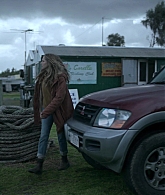 adoringteresap_theclearing_1x08_caps_0398.jpg