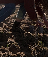 adoringteresap_theclearing_1x08_caps_0914.jpg