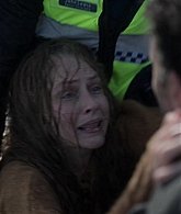 adoringteresap_theclearing_1x08_caps_0978.jpg