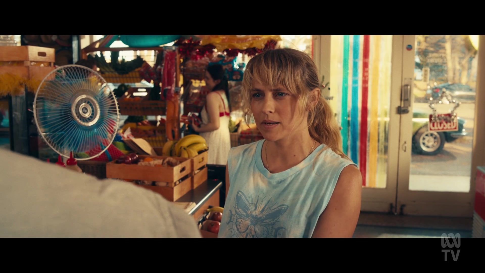 adoringteresap_thefamilynextdoor_1x01_0101.jpg adoringteresap_thefamilynextdoor_1x01_0101.jpg