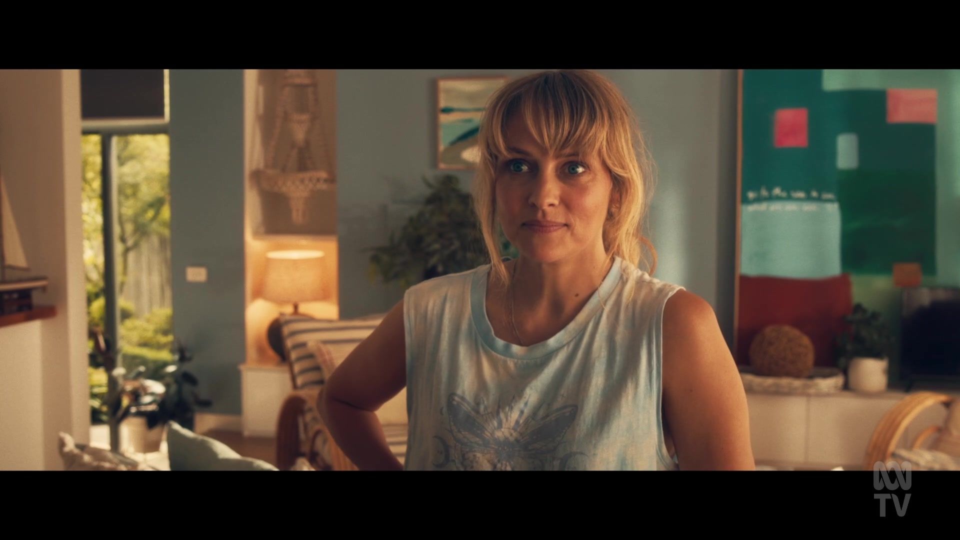 adoringteresap_thefamilynextdoor_1x01_0146.jpg adoringteresap_thefamilynextdoor_1x01_0146.jpg