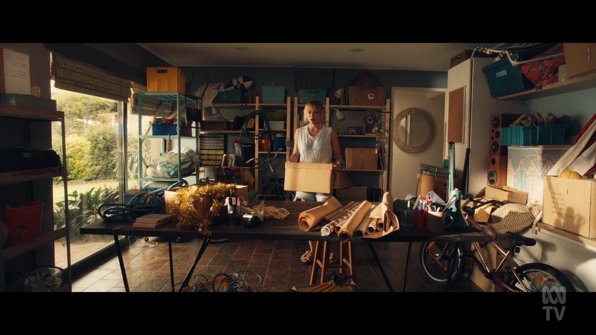adoringteresap_thefamilynextdoor_1x01_0185.jpg adoringteresap_thefamilynextdoor_1x01_0185.jpg