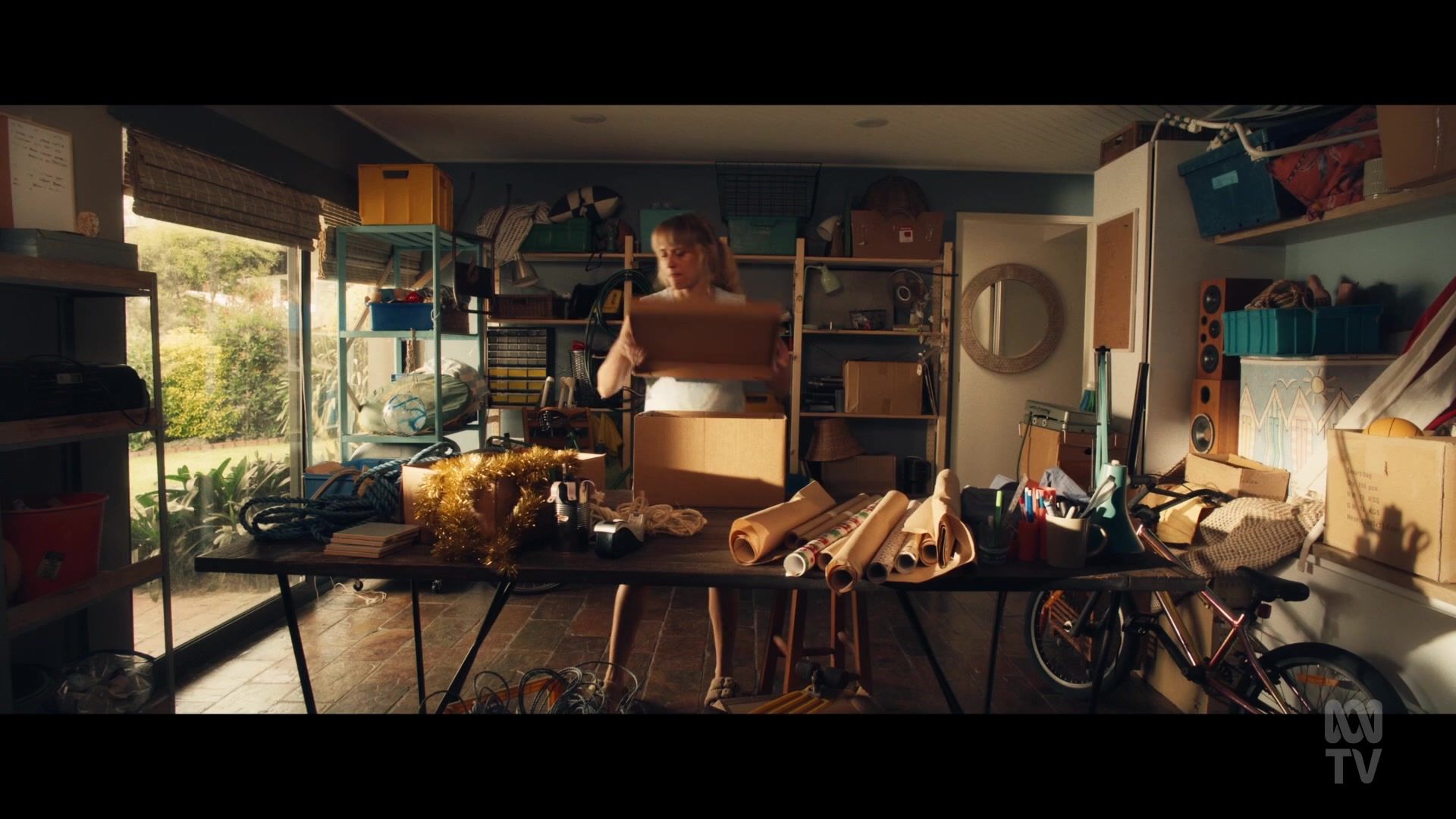 adoringteresap_thefamilynextdoor_1x01_0186.jpg adoringteresap_thefamilynextdoor_1x01_0186.jpg