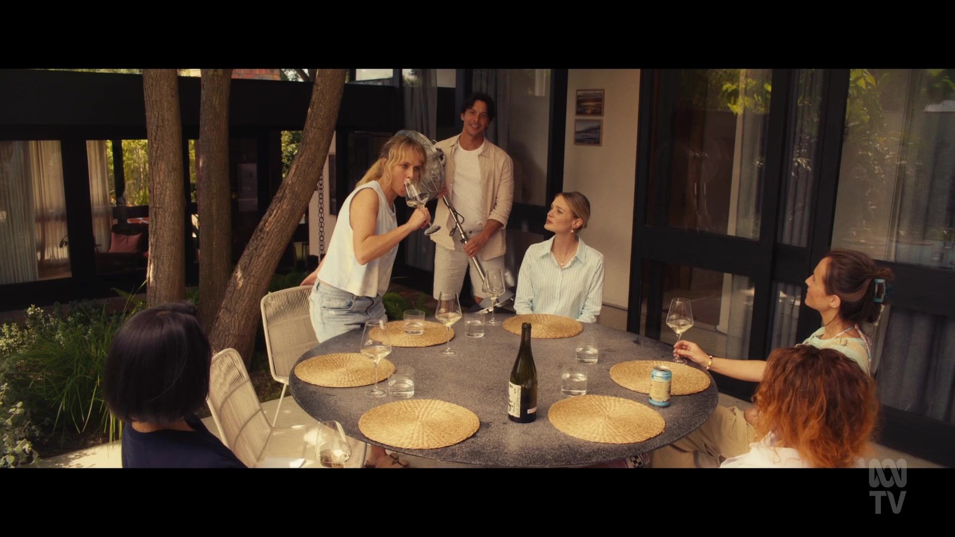 adoringteresap_thefamilynextdoor_1x01_0314.jpg adoringteresap_thefamilynextdoor_1x01_0314.jpg