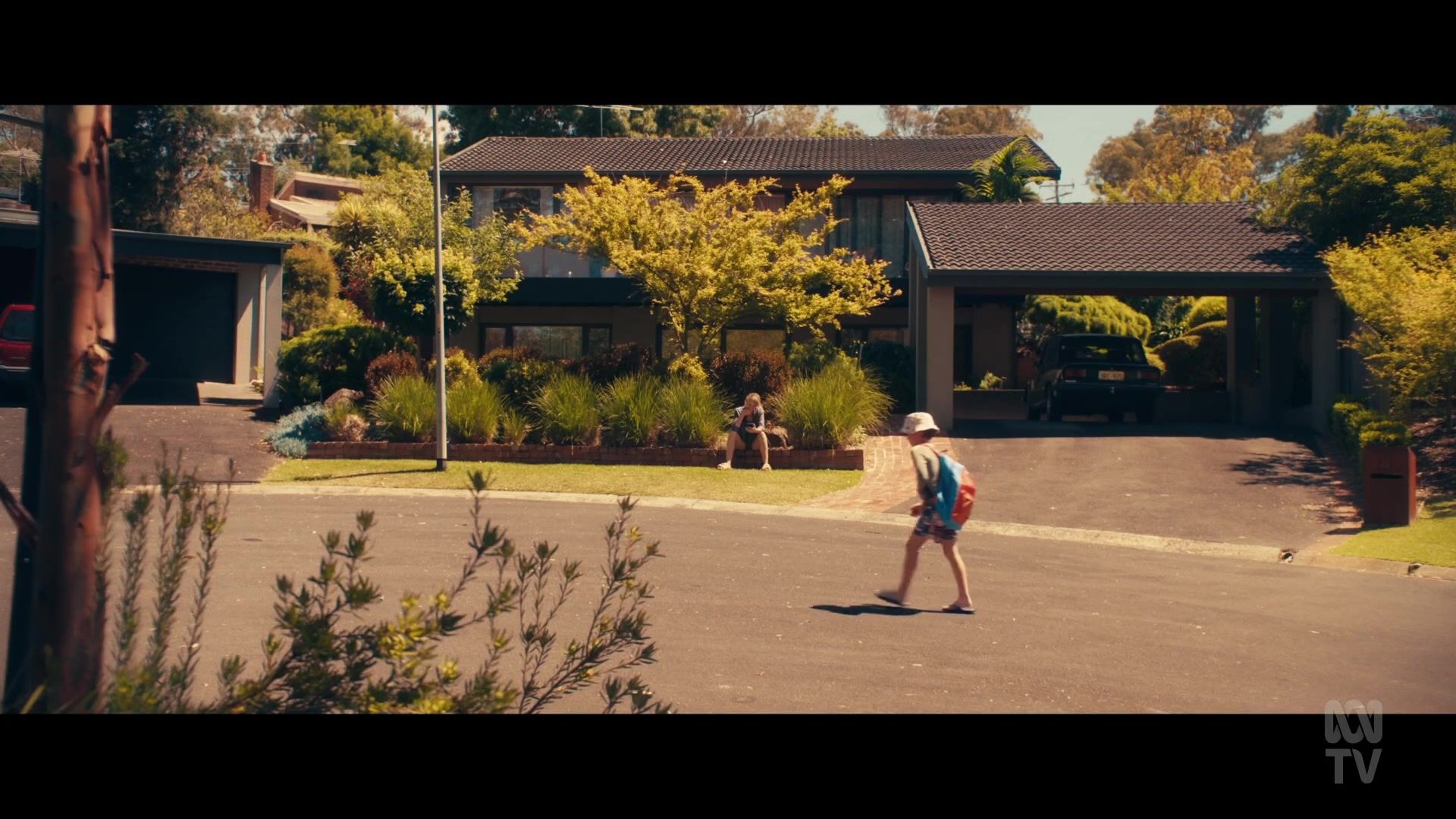 adoringteresap_thefamilynextdoor_1x01_0404.jpg adoringteresap_thefamilynextdoor_1x01_0404.jpg