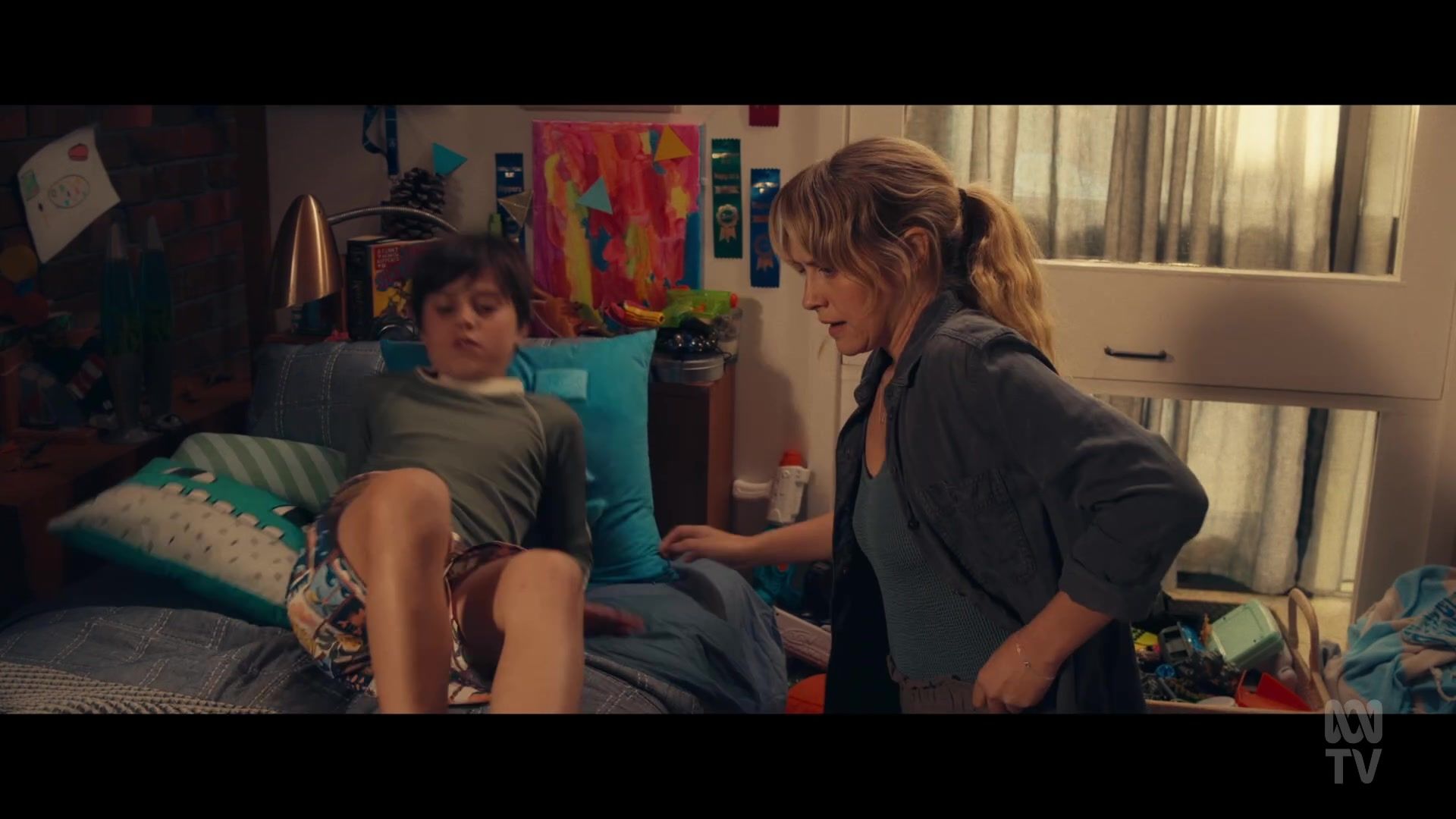 adoringteresap_thefamilynextdoor_1x01_0414.jpg adoringteresap_thefamilynextdoor_1x01_0414.jpg