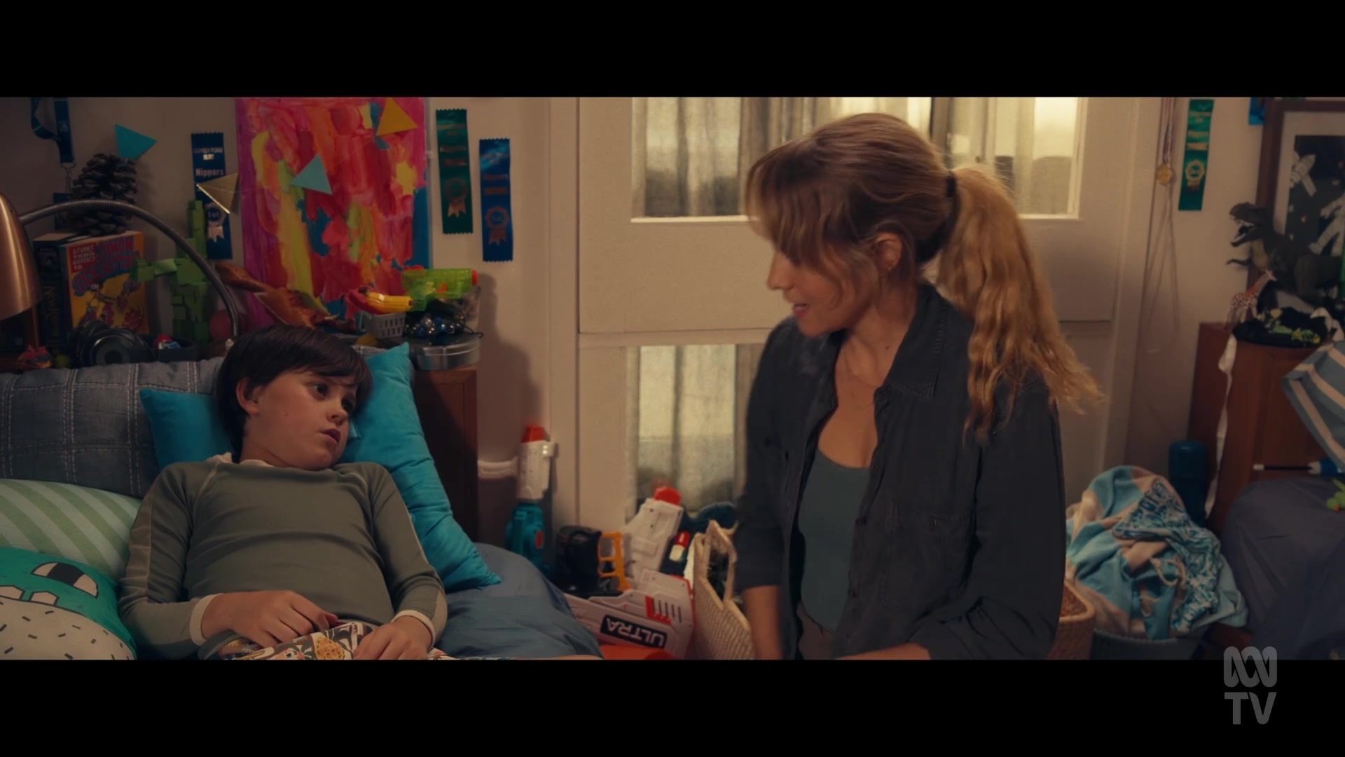adoringteresap_thefamilynextdoor_1x01_0422.jpg adoringteresap_thefamilynextdoor_1x01_0422.jpg