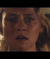 adoringteresap_thefamilynextdoor_1x01_0035.jpg