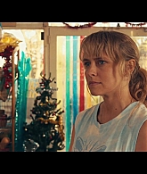 adoringteresap_thefamilynextdoor_1x01_0076.jpg