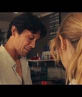 adoringteresap_thefamilynextdoor_1x01_0103.jpg