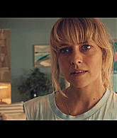 adoringteresap_thefamilynextdoor_1x01_0155.jpg