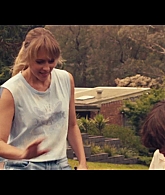 adoringteresap_thefamilynextdoor_1x01_0217.jpg