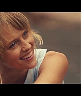 adoringteresap_thefamilynextdoor_1x01_0236.jpg