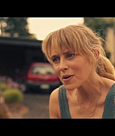adoringteresap_thefamilynextdoor_1x01_0342.jpg