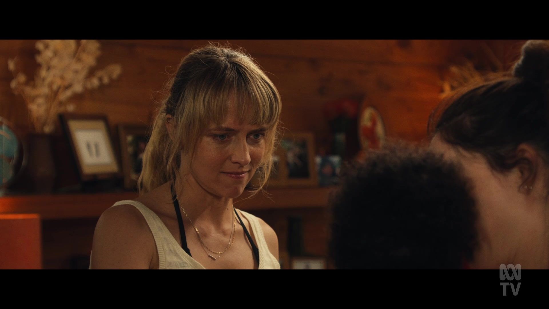 adoringteresap_thefamilynextdoor_1x03_0081.jpg adoringteresap_thefamilynextdoor_1x03_0081.jpg