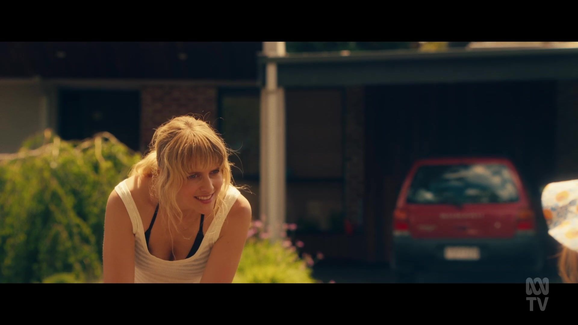 adoringteresap_thefamilynextdoor_1x03_0145.jpg adoringteresap_thefamilynextdoor_1x03_0145.jpg