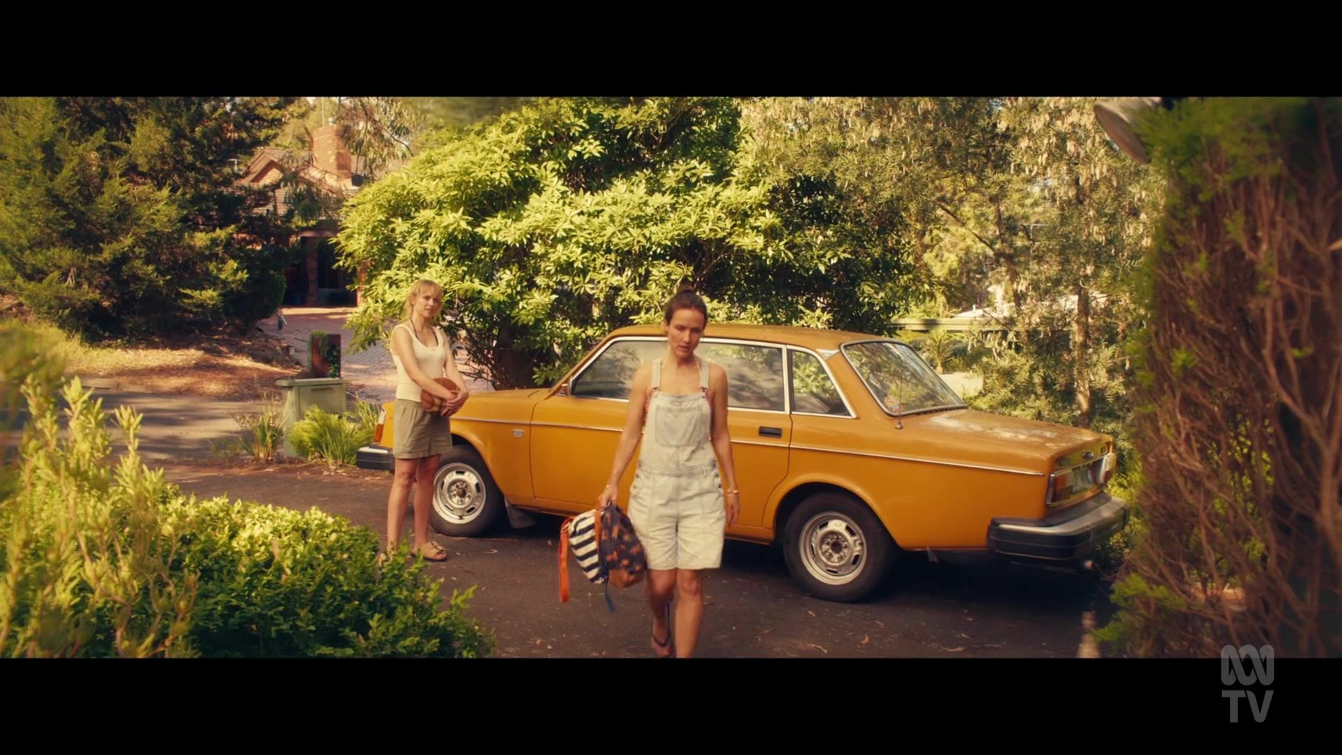 adoringteresap_thefamilynextdoor_1x03_0196.jpg adoringteresap_thefamilynextdoor_1x03_0196.jpg