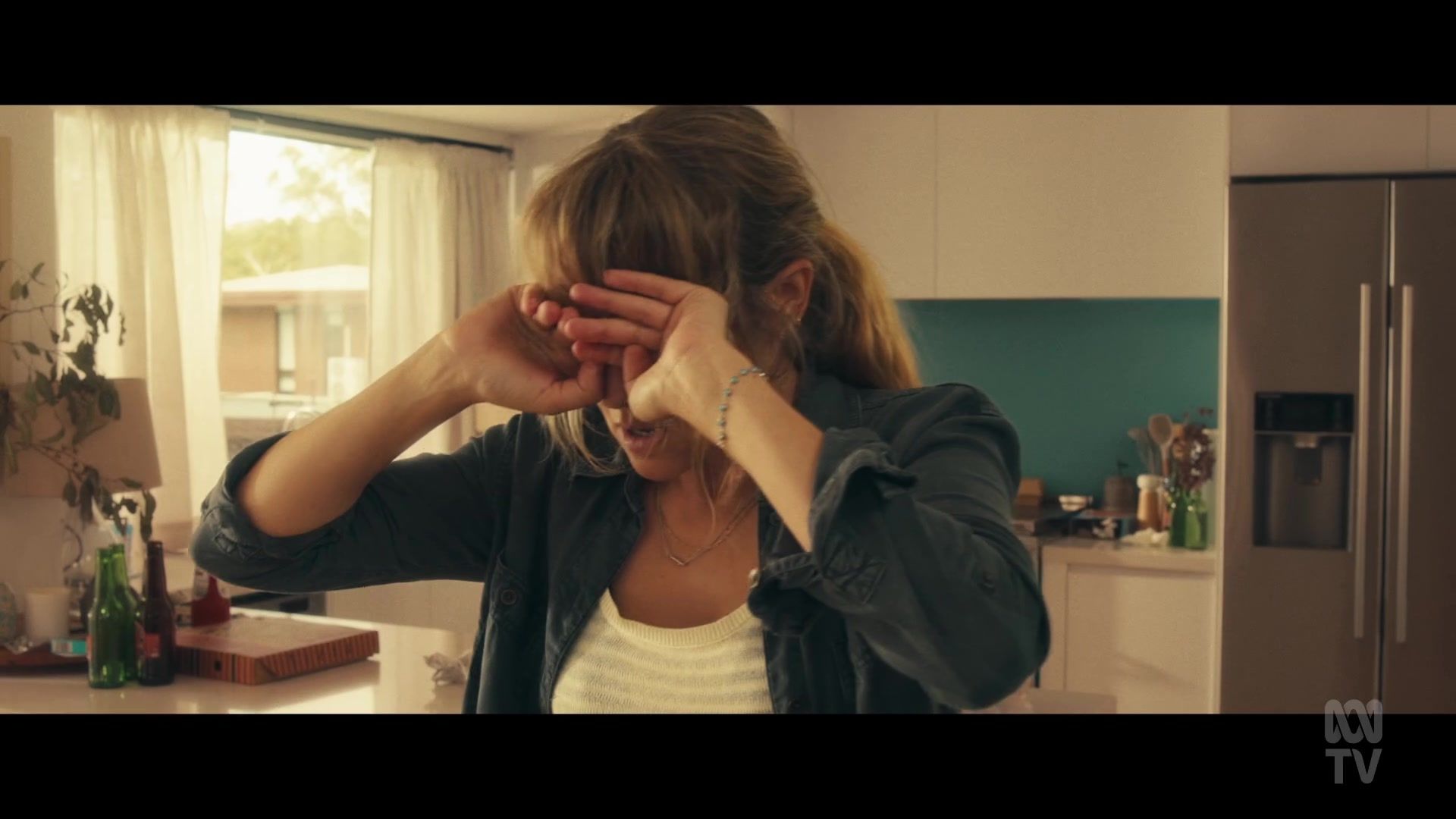 adoringteresap_thefamilynextdoor_1x03_0402.jpg adoringteresap_thefamilynextdoor_1x03_0402.jpg