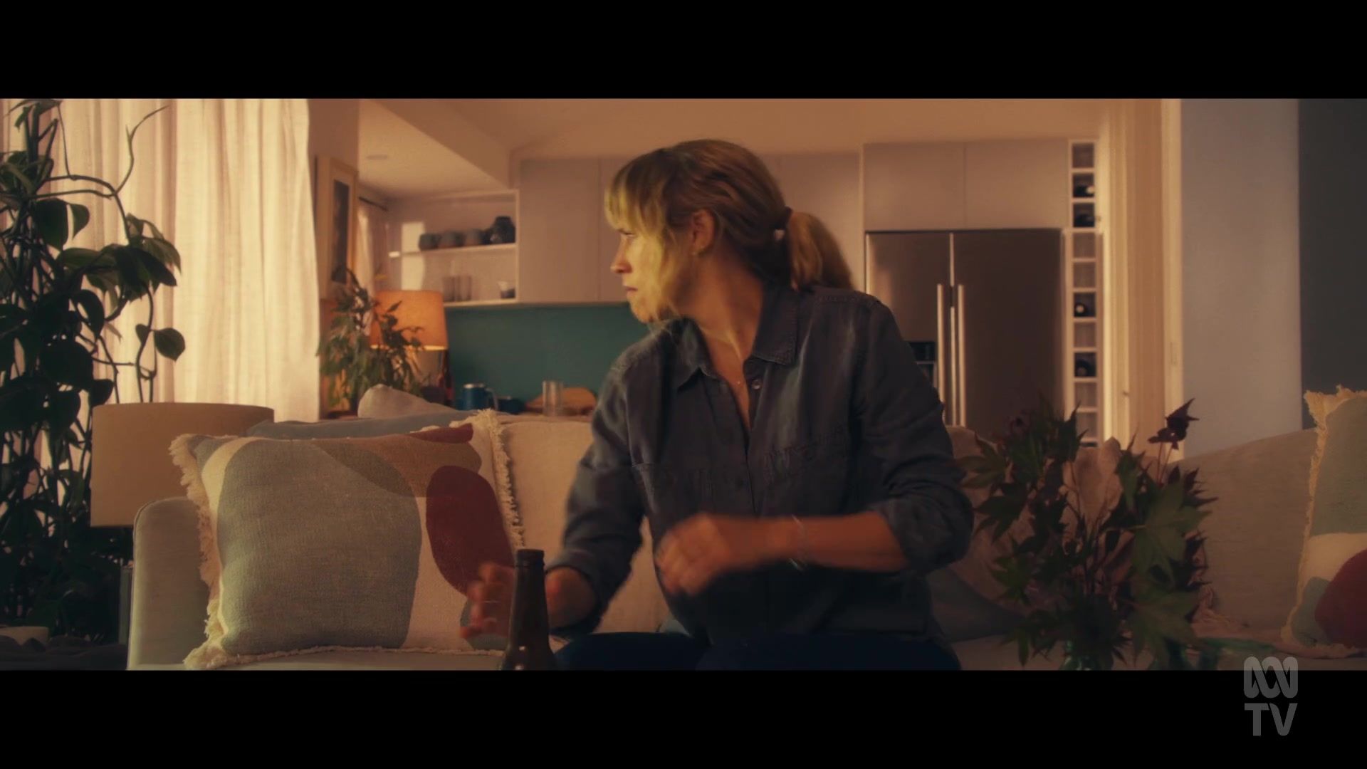 adoringteresap_thefamilynextdoor_1x03_0567.jpg adoringteresap_thefamilynextdoor_1x03_0567.jpg