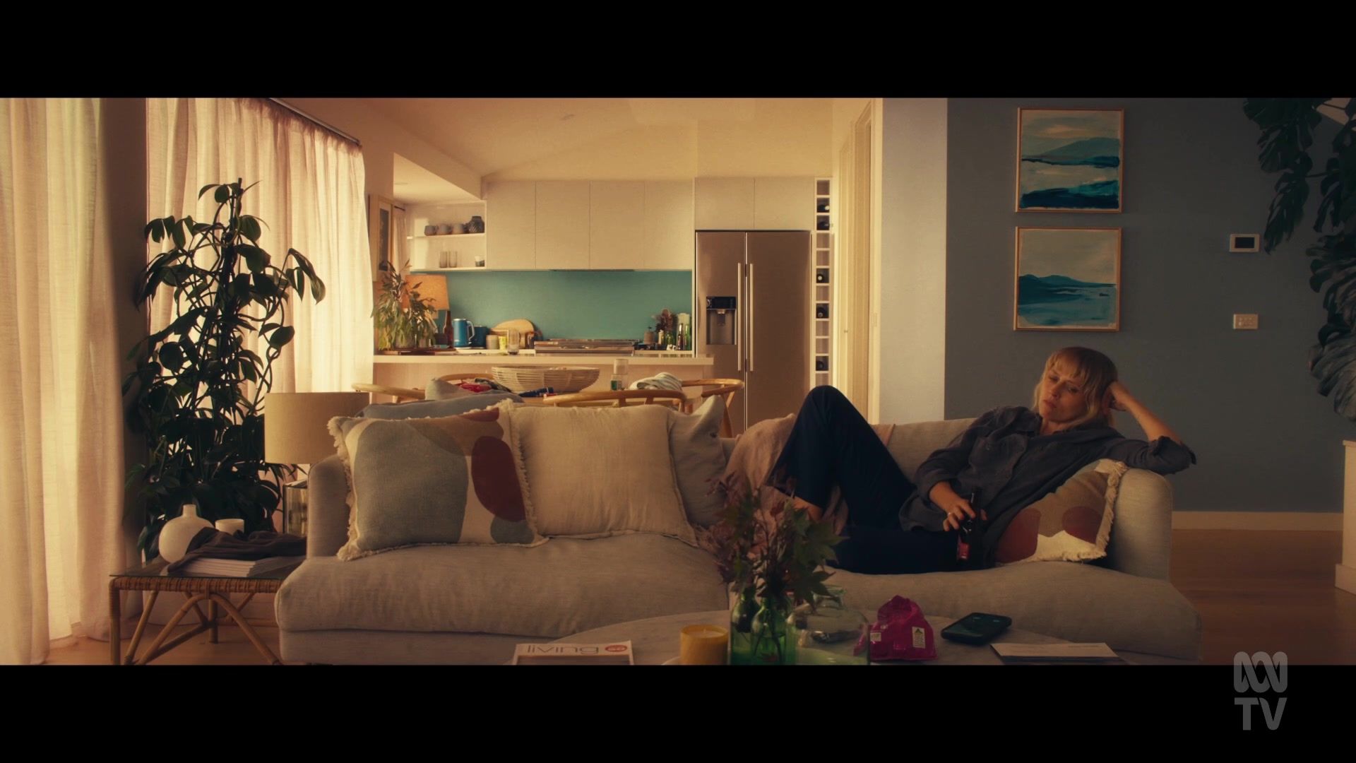 adoringteresap_thefamilynextdoor_1x03_0576.jpg adoringteresap_thefamilynextdoor_1x03_0576.jpg