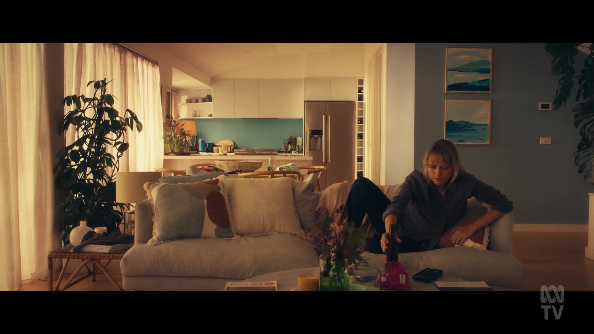 adoringteresap_thefamilynextdoor_1x03_0578.jpg adoringteresap_thefamilynextdoor_1x03_0578.jpg