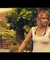 adoringteresap_thefamilynextdoor_1x03_0168.jpg