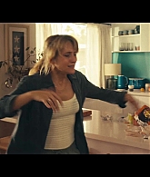 adoringteresap_thefamilynextdoor_1x03_0401.jpg